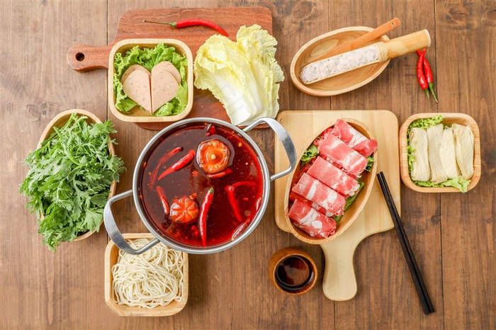 火锅烧烤食材加盟如何抢占万亿级风口？凯发k8一触即发“宅经济